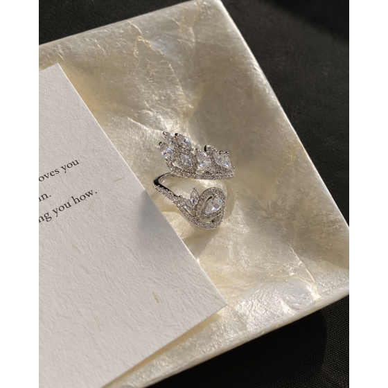 Cubic Zirconia Petal Ring